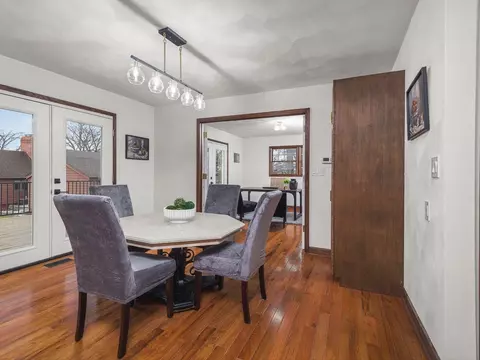 Dining - 1927 Baintree Rd, Lake Summerset, IL 61019 photo 5 of 8