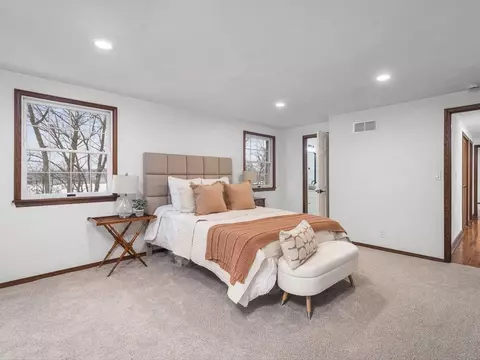 Bedroom - 1927 Baintree Rd, Lake Summerset, IL 61019 photo 2 of 8