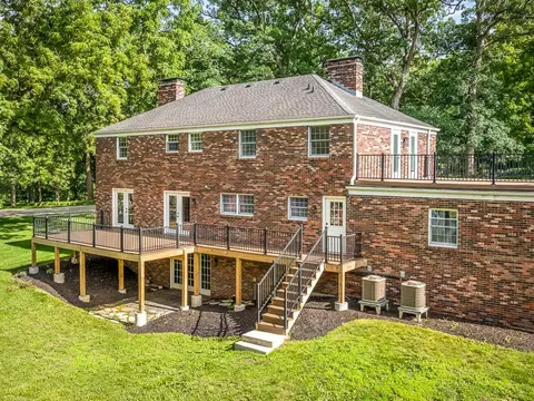 Exterior - 1927 Baintree Rd, Lake Summerset, IL 61019 photo 5 of 7