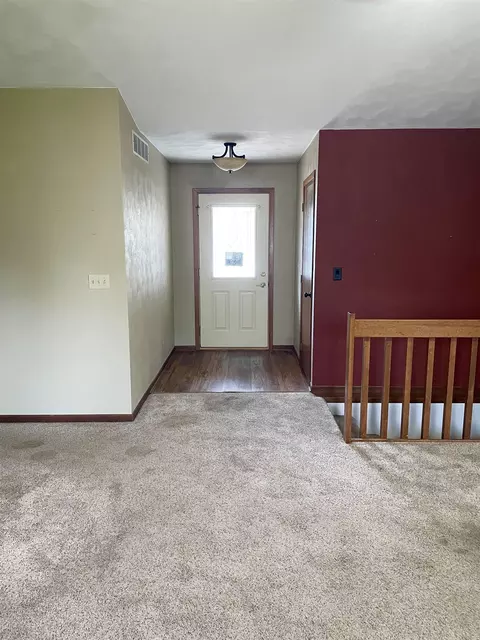 618 E Macomb St, Belvidere, IL 61008 photo 6