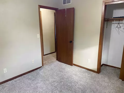 618 E Macomb St, Belvidere, IL 61008 photo 15