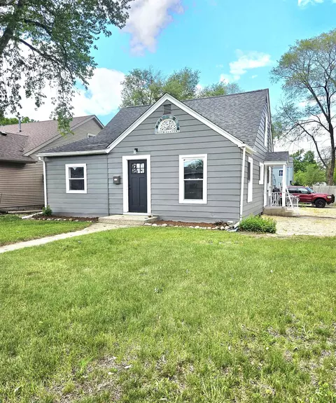 1401 Barton Blvd, Rockford, IL 61103