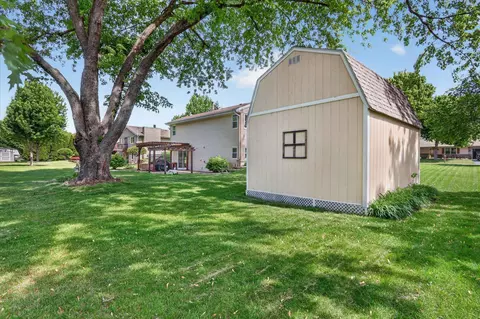 Exterior - 148 Sandhurst Dr, Rockton, IL 61072 photo 11 of 14