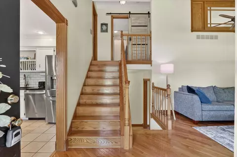 Entry Way - 148 Sandhurst Dr, Rockton, IL 61072 photo 1 of 1