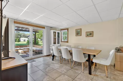 Dining - 148 Sandhurst Dr, Rockton, IL 61072 photo 1 of 4