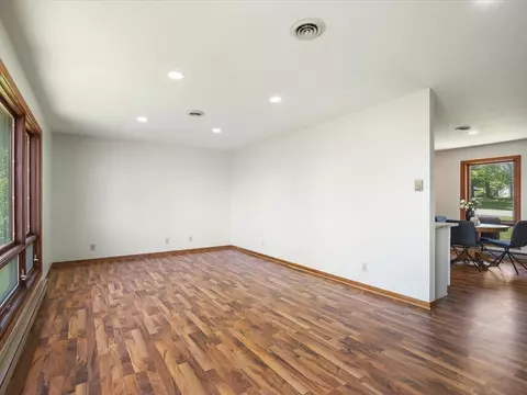 Living - 136 Lake Summerset Rd, Lake Summerset, IL 61019 photo 4 of 4