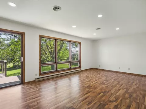 Living - 136 Lake Summerset Rd, Lake Summerset, IL 61019 photo 1 of 4