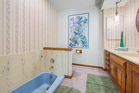 Bath - 11620 E Charles Rd, Mount Carroll, IL 61053 photo 2 of 4