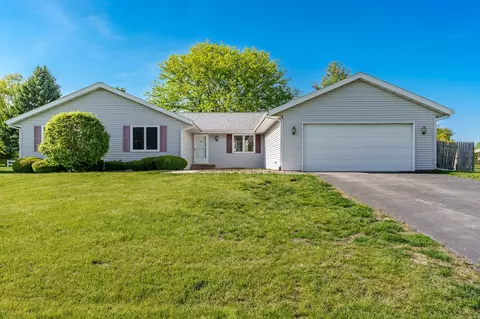 7460 Bermuda Dr, Rockford, IL 61108