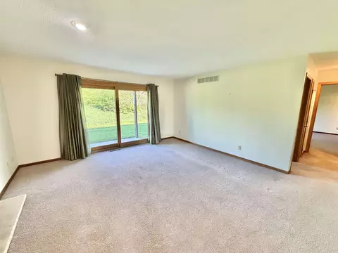 4155 Split Leaf Dr, Loves Park, IL 61111 photo 5