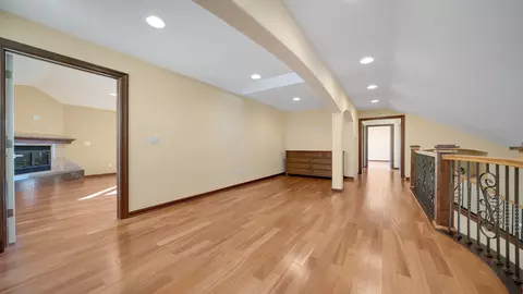 Entry Way - 14481 Berglund Rd, Pecatonica, IL 61063 photo 6 of 7