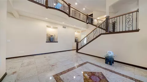 Entry Way - 14481 Berglund Rd, Pecatonica, IL 61063 photo 1 of 7