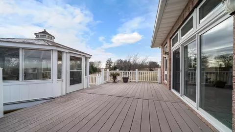 Exterior - 14481 Berglund Rd, Pecatonica, IL 61063 photo 2 of 8