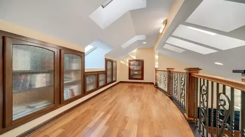 Entry Way - 14481 Berglund Rd, Pecatonica, IL 61063 photo 5 of 7
