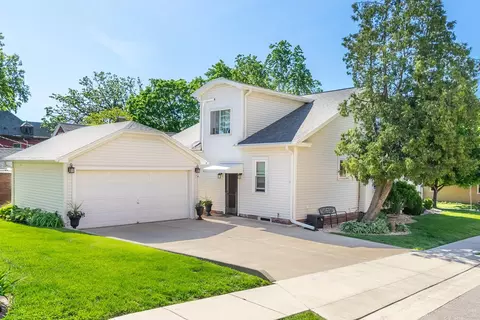 1327 5th St, Peru, IL 61354 photo 5