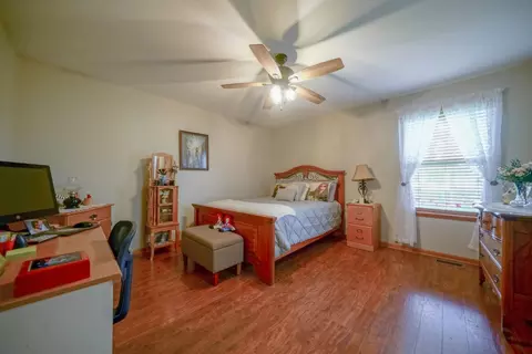 192 Prairie Moon Dr, Davis Junction, IL 61020 photo 9