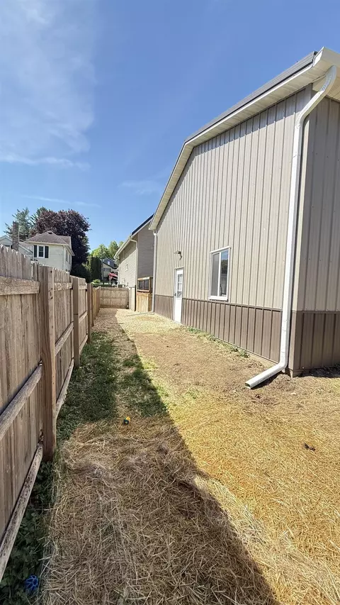 Exterior - 102 E State Rd, Mount Carroll, IL 61053 photo 9 of 9