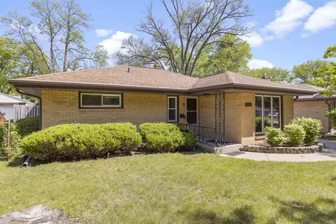 2119 Midway Dr, Rockford, IL 61103