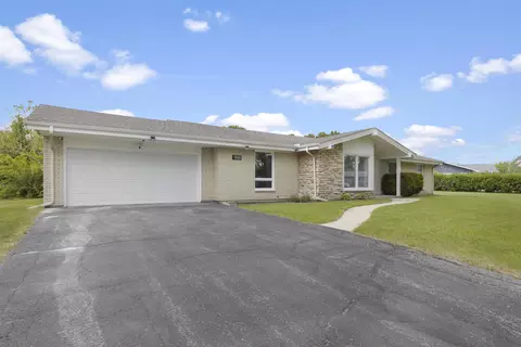 1669 Telemark Dr, Rockford, IL 61108