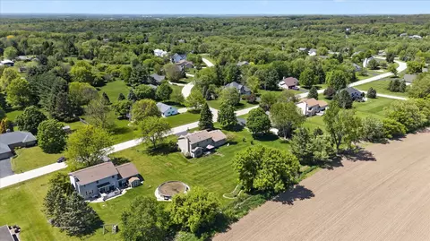 View/Area - 12117 Whispering Winds Dr, Roscoe, IL 61073 photo 9 of 16