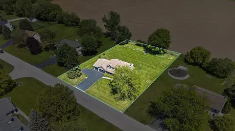 View/Area - 12117 Whispering Winds Dr, Roscoe, IL 61073 photo 12 of 16