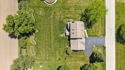 View/Area - 12117 Whispering Winds Dr, Roscoe, IL 61073 photo 7 of 16