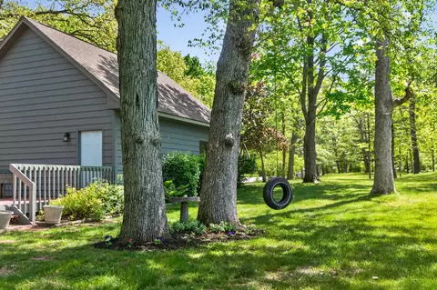 Exterior - 1110 White Pine Dr, Dixon, IL 61021 photo 15 of 23
