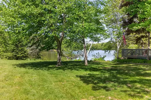 Exterior - 1110 White Pine Dr, Dixon, IL 61021 photo 16 of 23