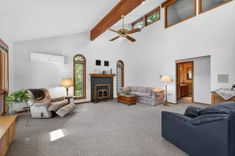 Living - 1110 White Pine Dr, Dixon, IL 61021 photo 1 of 3