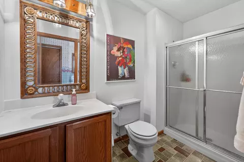 Bath - 1110 White Pine Dr, Dixon, IL 61021 photo 2 of 2