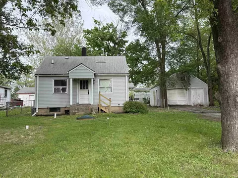1319 N Springfield Ave, Rockford, IL 61101