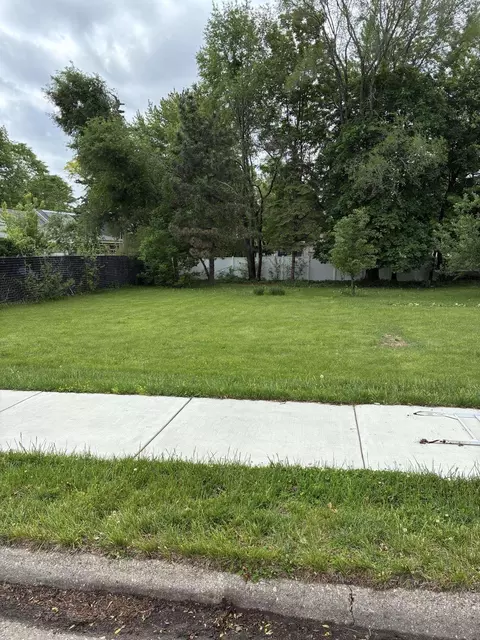 18 W Nn W Pearl Ave, Rockford, IL 61103