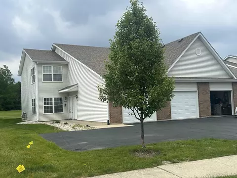 6334 Oak Crest Ln, Loves Park, IL 61111