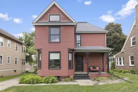 218 N London Ave, Rockford, IL 61107
