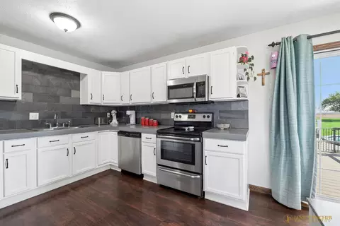 Kitchen - 12521 E High Rd, Davis Junction, IL 61020 photo 1 of 2