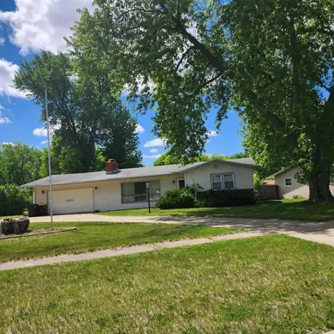 12000 July Dr, Machesney Park, IL 61115