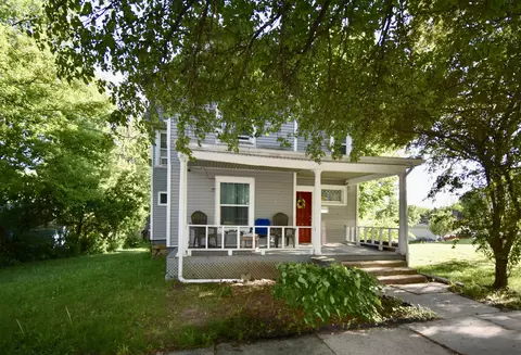 1722 Chestnut St, Rockford, IL 61102