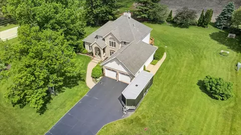 View/Area - 4802 Pipers Way Ln, Roscoe, IL 61073 photo 1 of 13