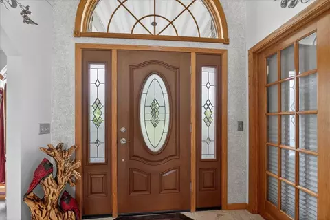 Entry Way - 4802 Pipers Way Ln, Roscoe, IL 61073 photo 1 of 4