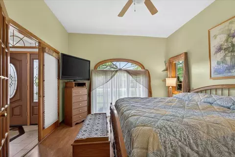 Bedroom - 4802 Pipers Way Ln, Roscoe, IL 61073 photo 3 of 7