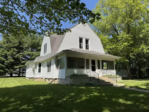 314 Plummer Ave, Chadwick, IL 61014