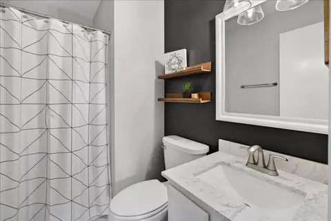 Bath - 6137 Upper Ridge Way, Roscoe, IL 61073 photo 1 of 2