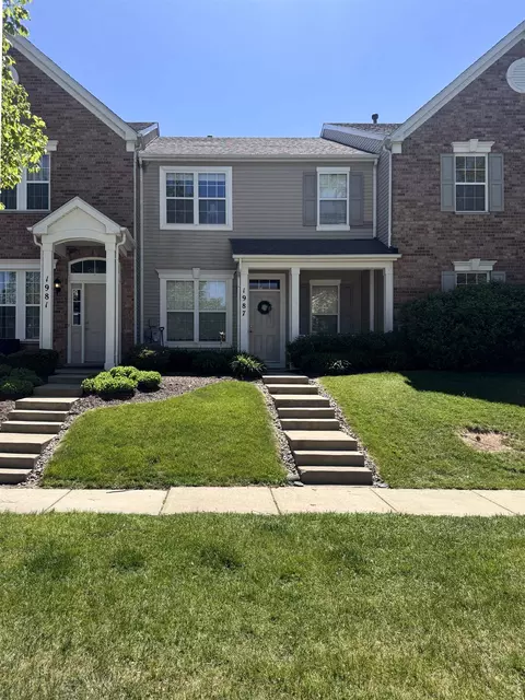 1987 Yasgur St, Woodstock, IL 60098
