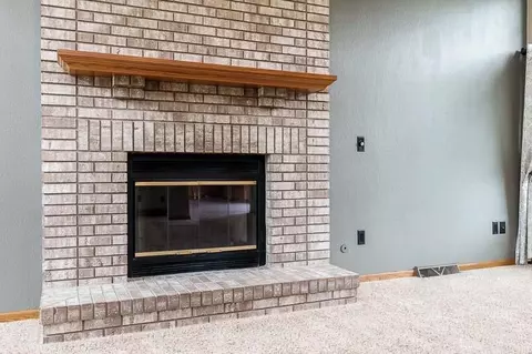 12317 Dunham Dr, Roscoe, IL 61073 photo 8