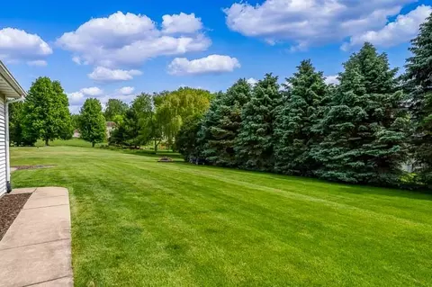 12317 Dunham Dr, Roscoe, IL 61073 photo 67