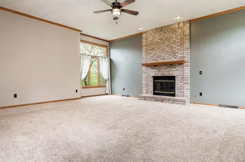 12317 Dunham Dr, Roscoe, IL 61073 photo 7