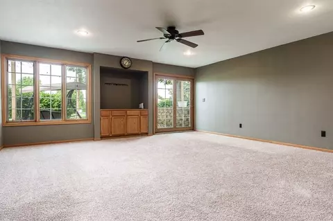 12317 Dunham Dr, Roscoe, IL 61073 photo 43