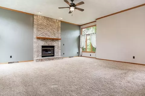 12317 Dunham Dr, Roscoe, IL 61073 photo 6