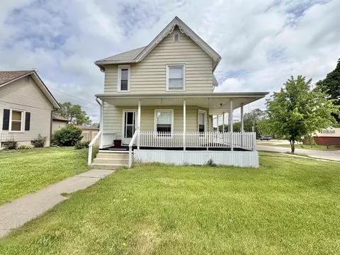 617 East Ave, Belvidere, IL 61008