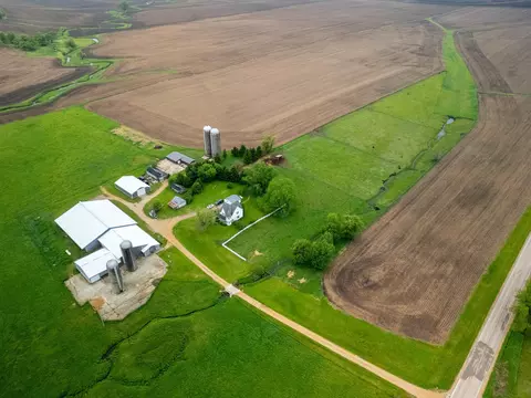 View/Area - 2928 E Stagecoach Trl, Apple River, IL 61001 photo 2 of 2